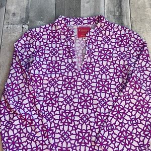 Gingy top, pink blue white pattern, size medium